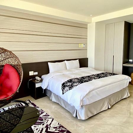Ming Yue Hu Hotel Юйчи Экстерьер фото
