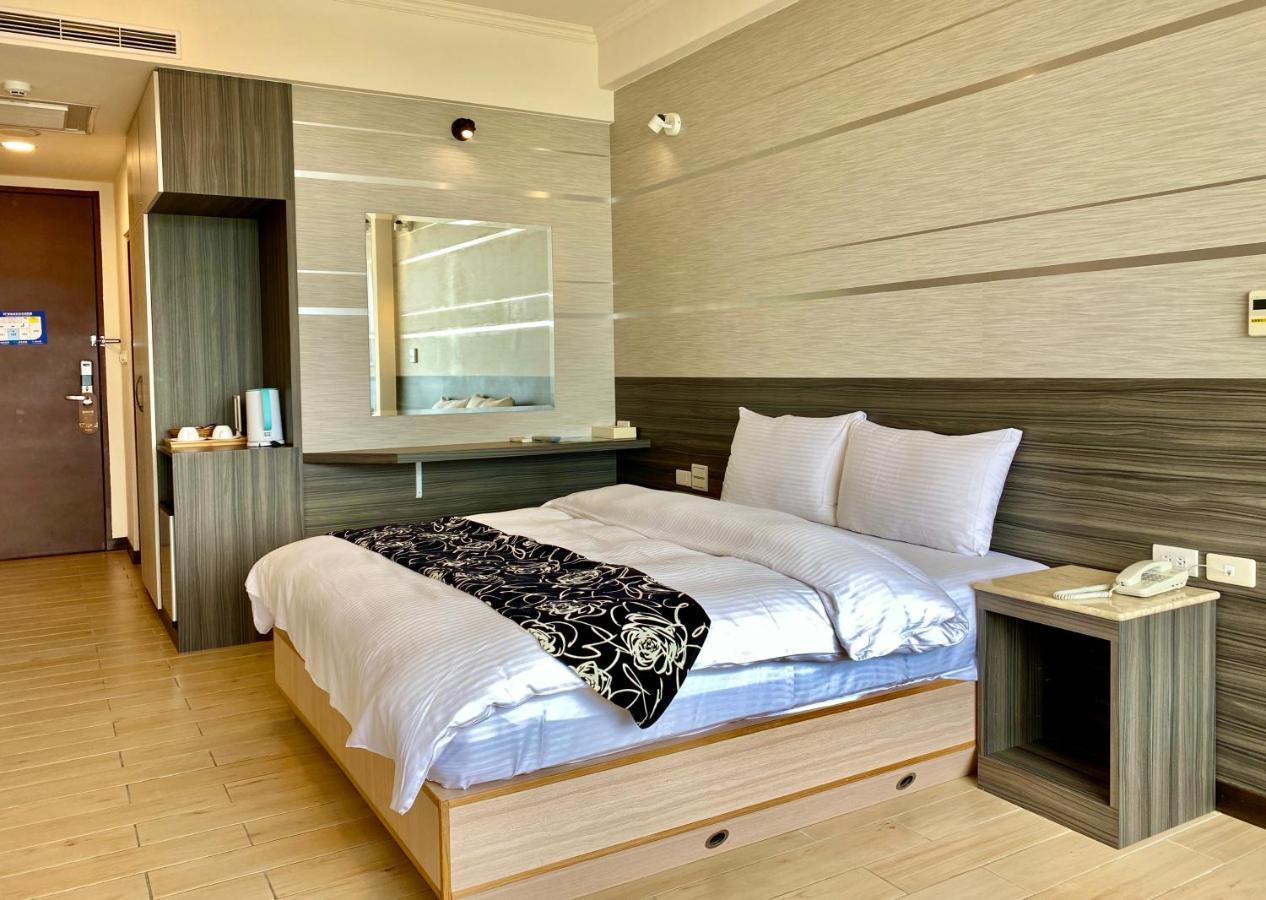 Ming Yue Hu Hotel Юйчи Экстерьер фото
