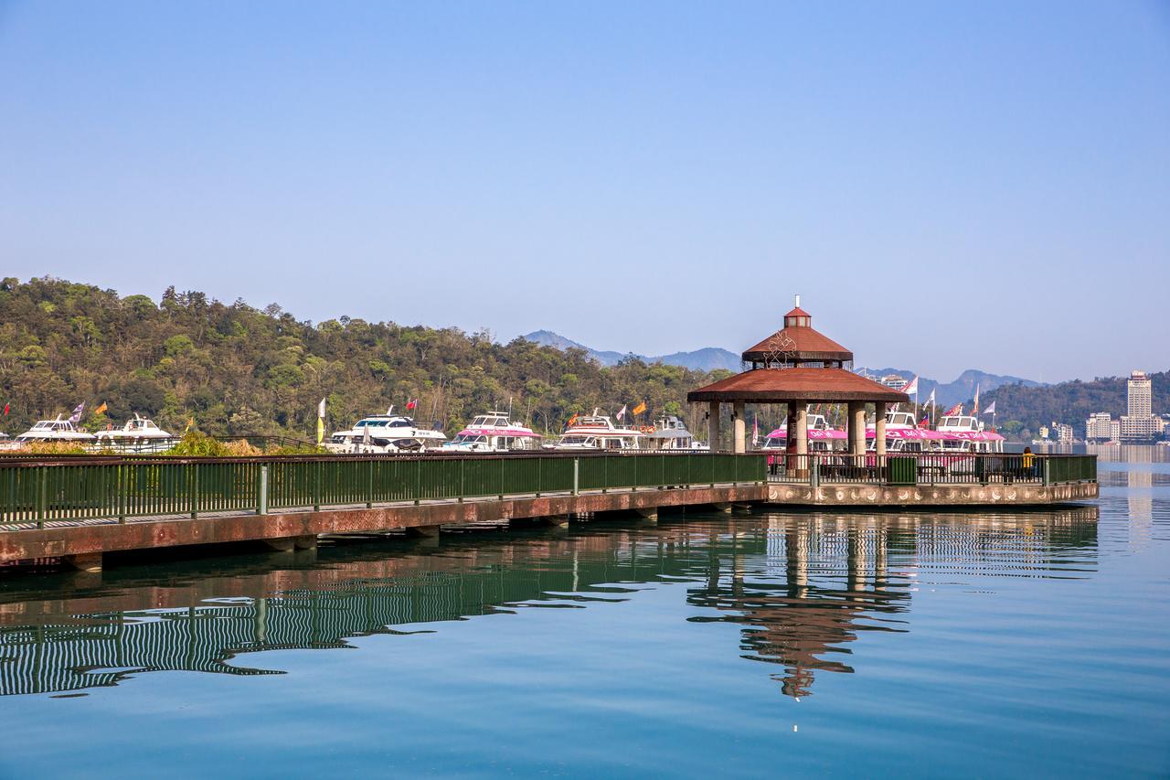 Ming Yue Hu Hotel Юйчи Экстерьер фото